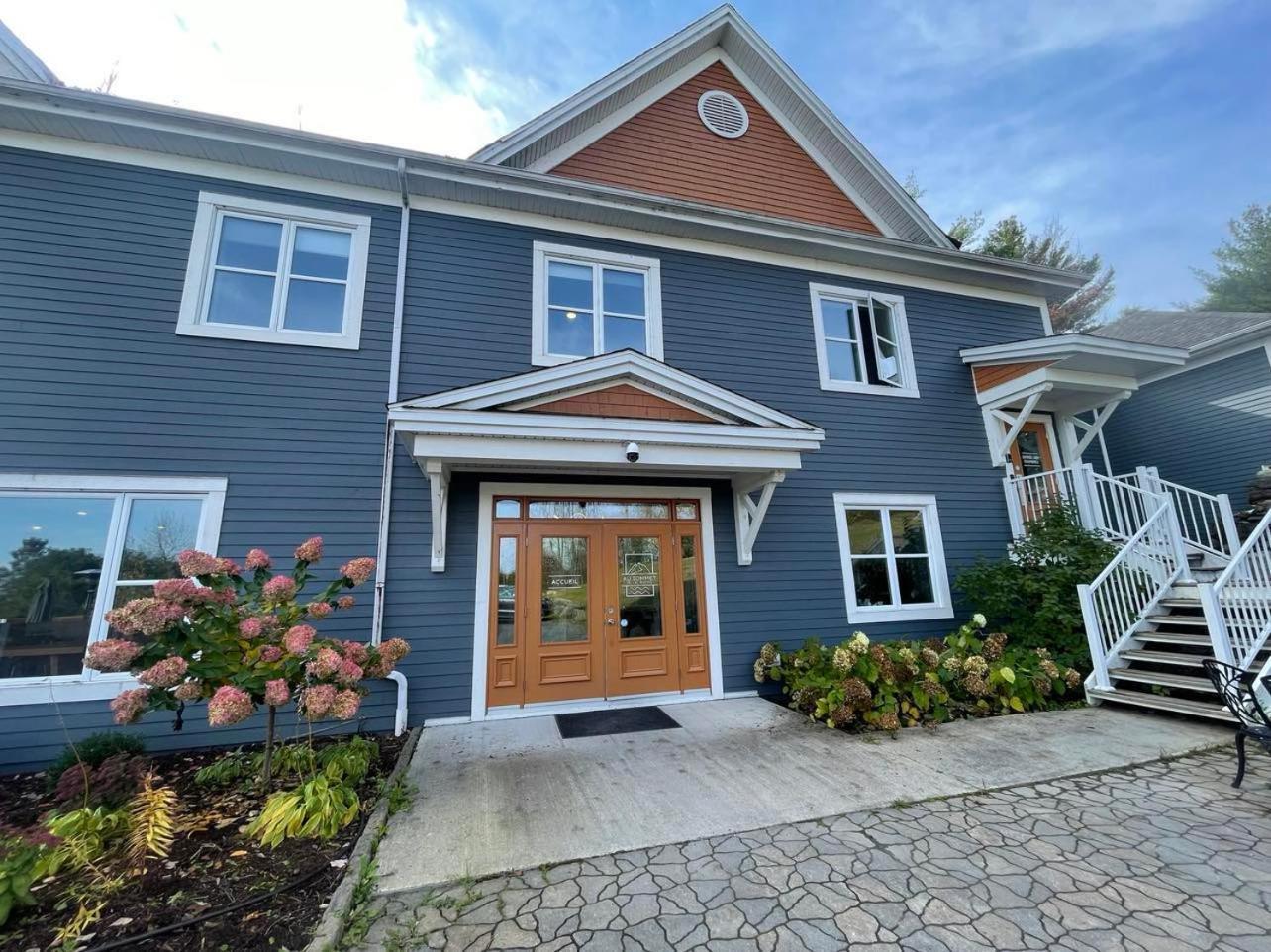 Location Au Sommet Du Lac Magog Exterior foto