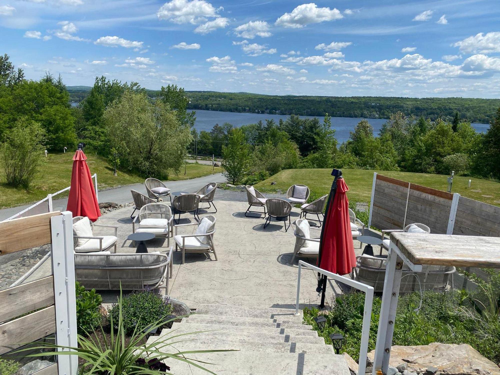 Location Au Sommet Du Lac Magog Exterior foto