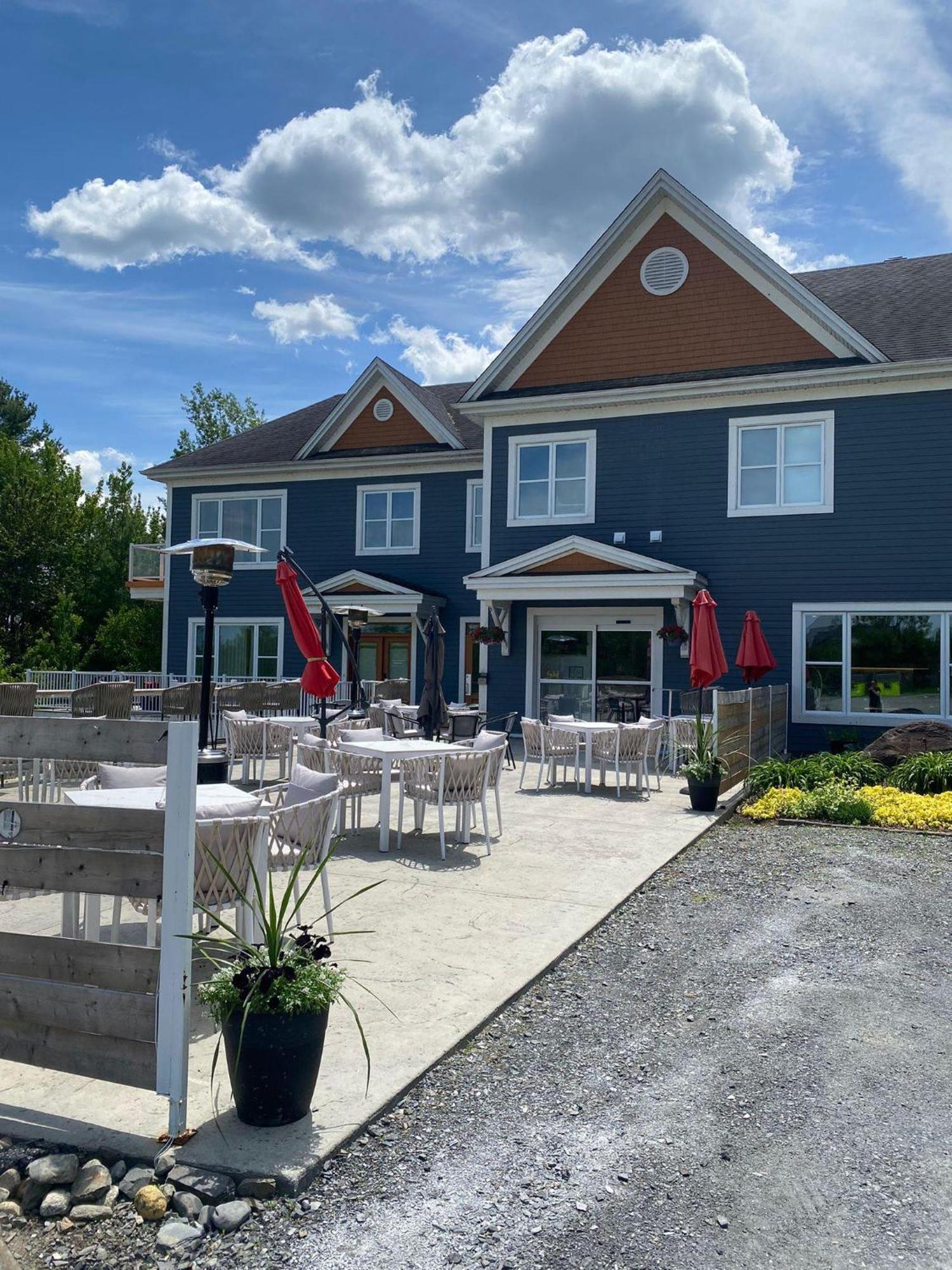 Location Au Sommet Du Lac Magog Exterior foto