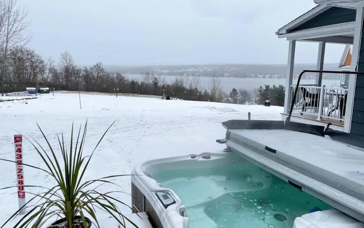 Location Au Sommet Du Lac Magog Exterior foto